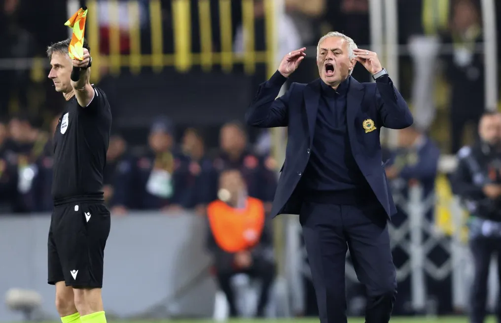 The Incident: A Red Card and a New Contract Offer